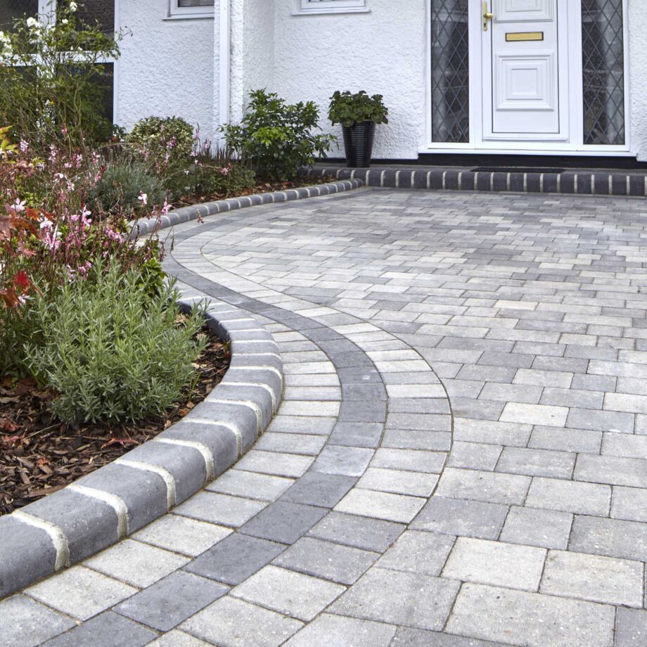 Driveways Edinburgh: Best Driveway Options for Your Home | Maybury Landscaping